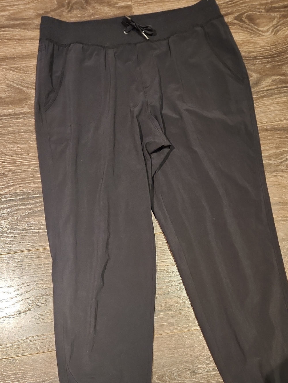 ❤️ ATHLETA CITY JOGGER PANTS, BLACK, 4 (27) - Picture 3 of 7